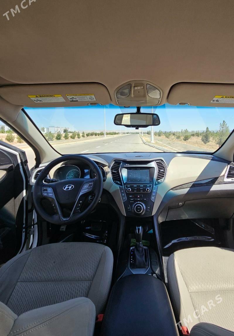 Hyundai Santa Fe 2018 - 310 000 TMT - Türkmenbaşy - img 6