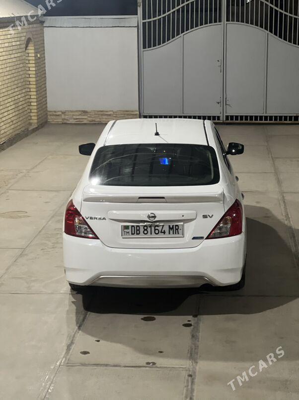 Nissan Versa 2015 - 142 000 TMT - Мары - img 2
