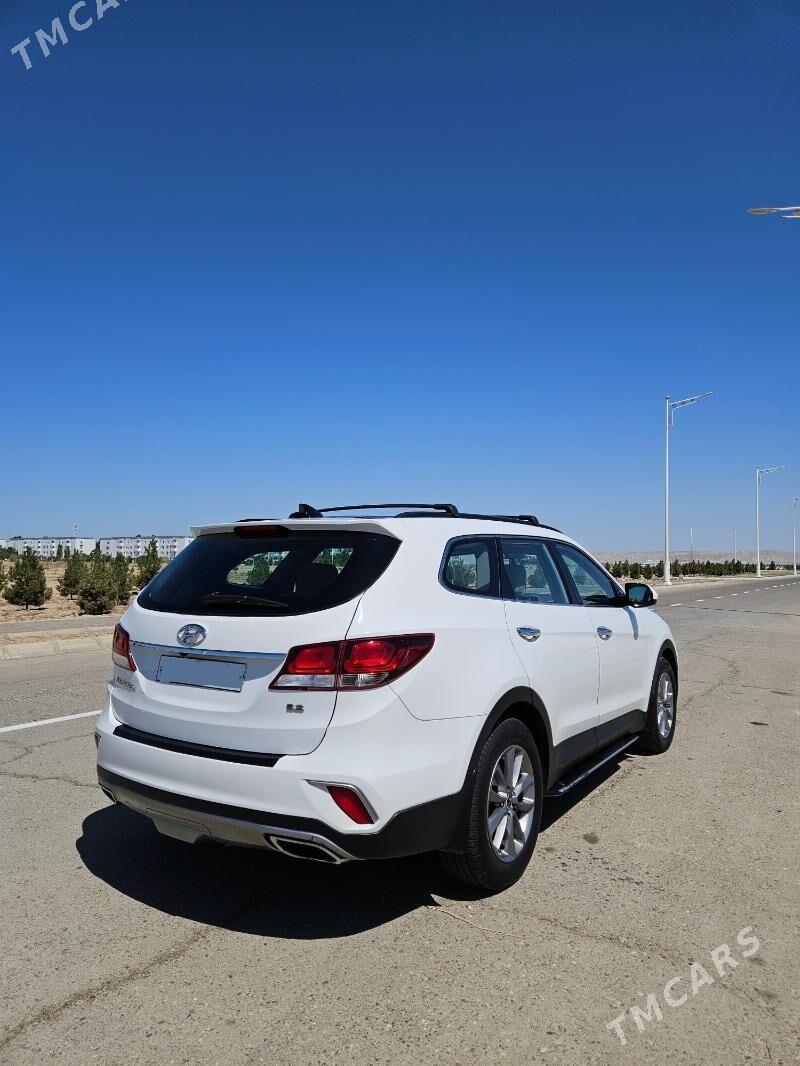 Hyundai Santa Fe 2018 - 310 000 TMT - Türkmenbaşy - img 4