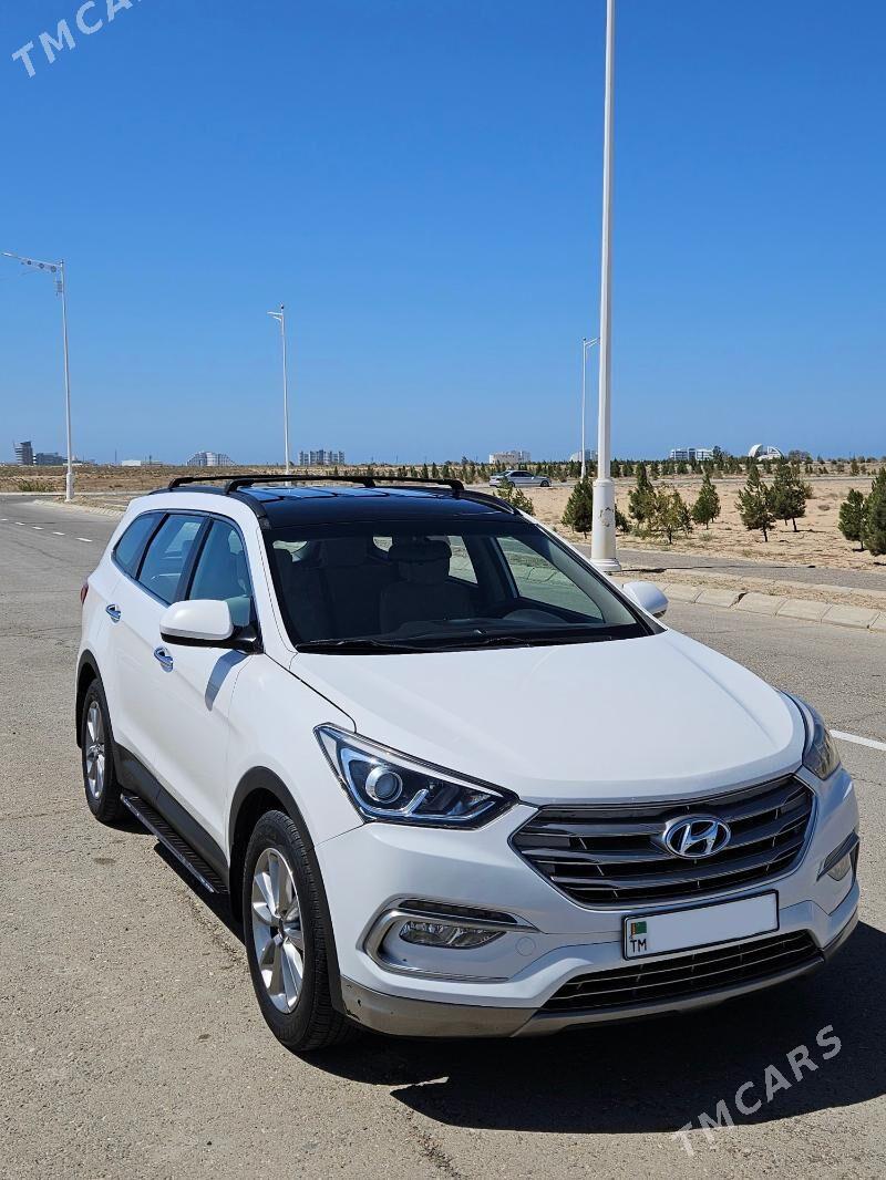 Hyundai Santa Fe 2018 - 310 000 TMT - Türkmenbaşy - img 1