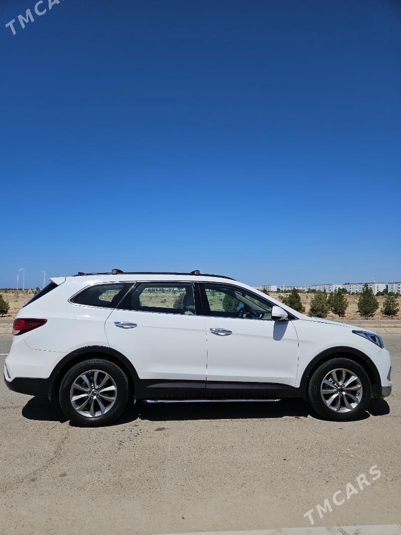 Hyundai Santa Fe 2018 - 310 000 TMT - Türkmenbaşy - img 7
