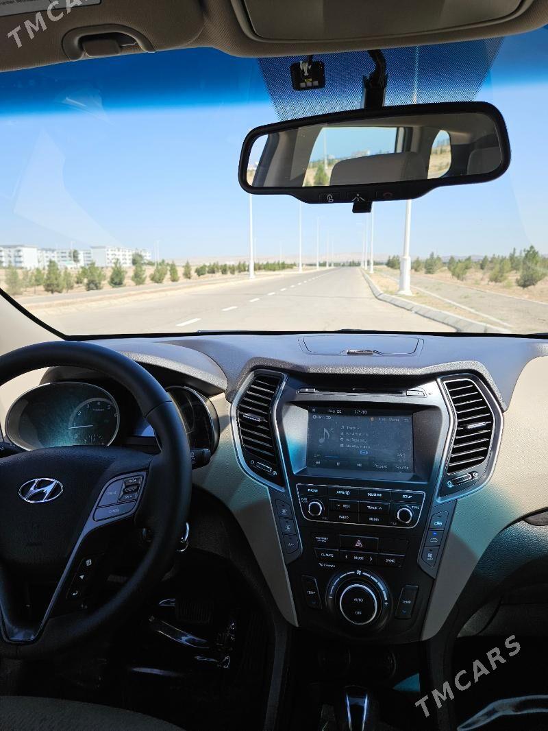Hyundai Santa Fe 2018 - 310 000 TMT - Türkmenbaşy - img 9