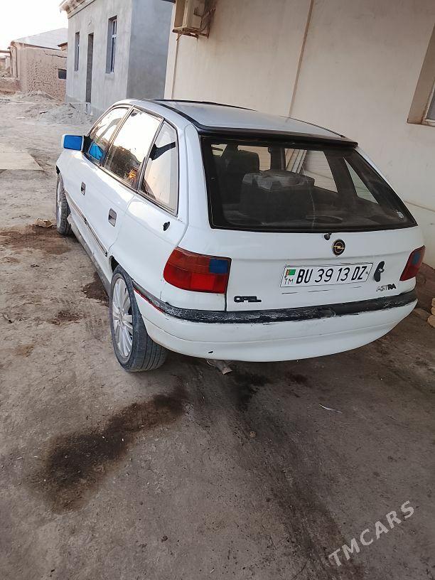 Opel Astra 1992 - 22 000 TMT - Шабатский этрап - img 2