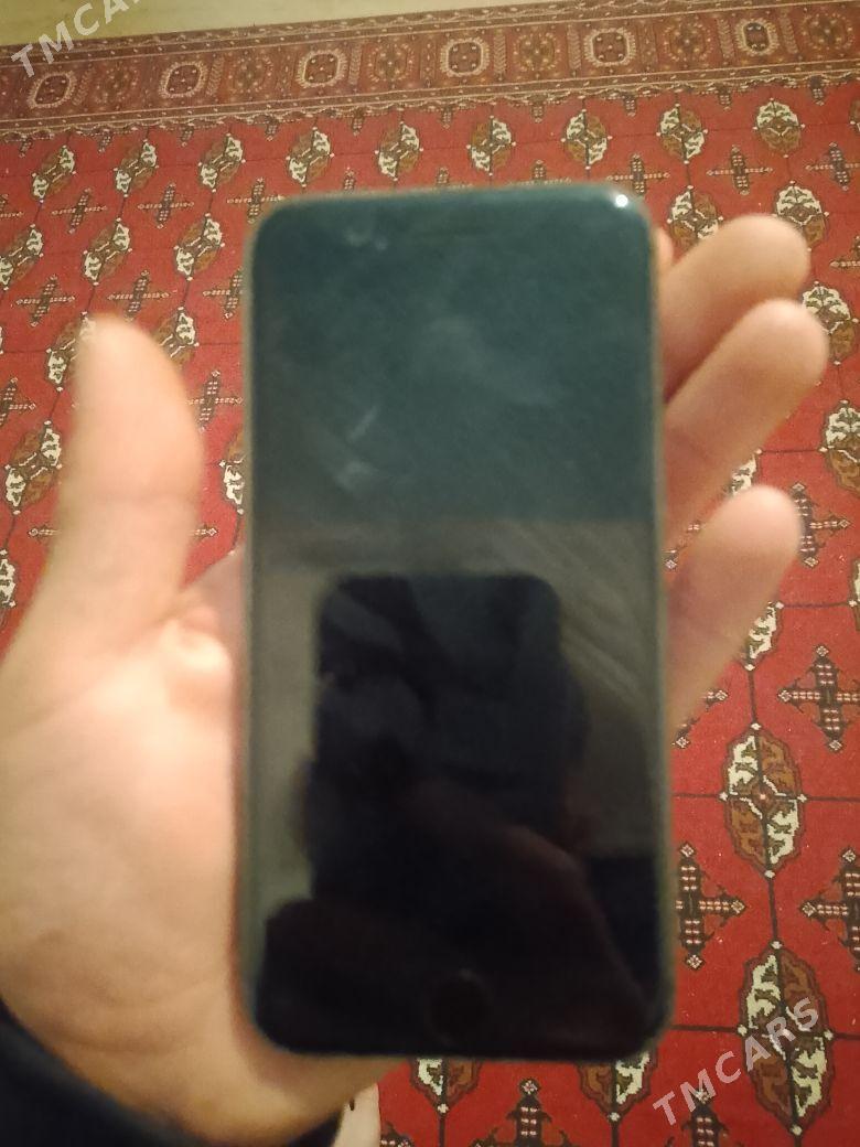 iPhone 8 - Daşoguz - img 4