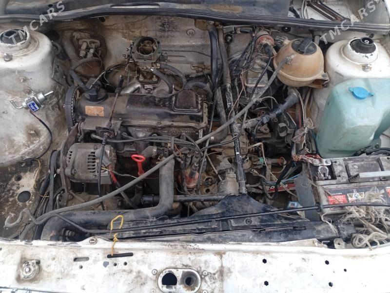 Volkswagen Jetta 1991 - 11 000 TMT - Бахарден - img 4