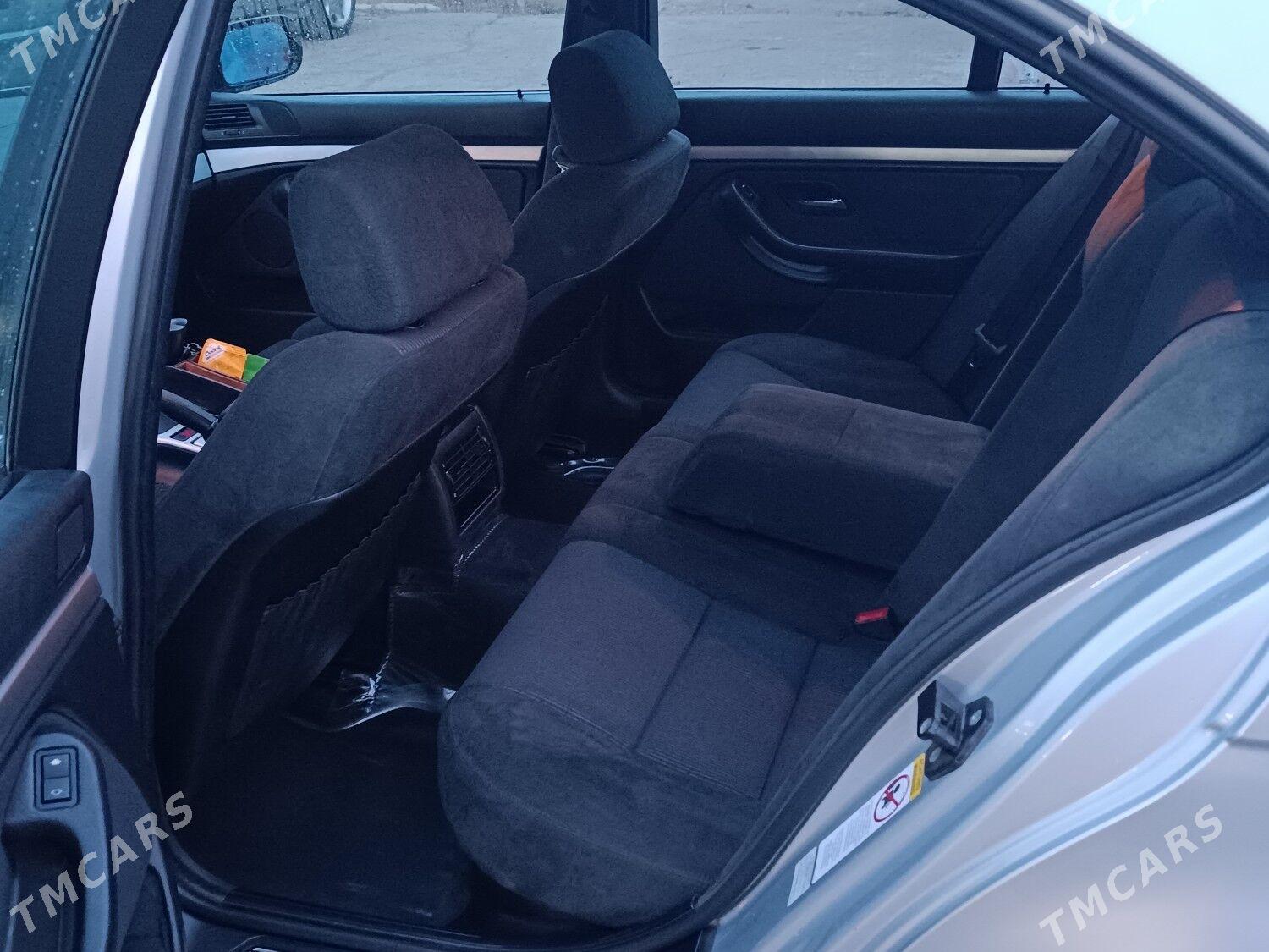 BMW 528 2000 - 155 000 TMT - Туркменбаши - img 6