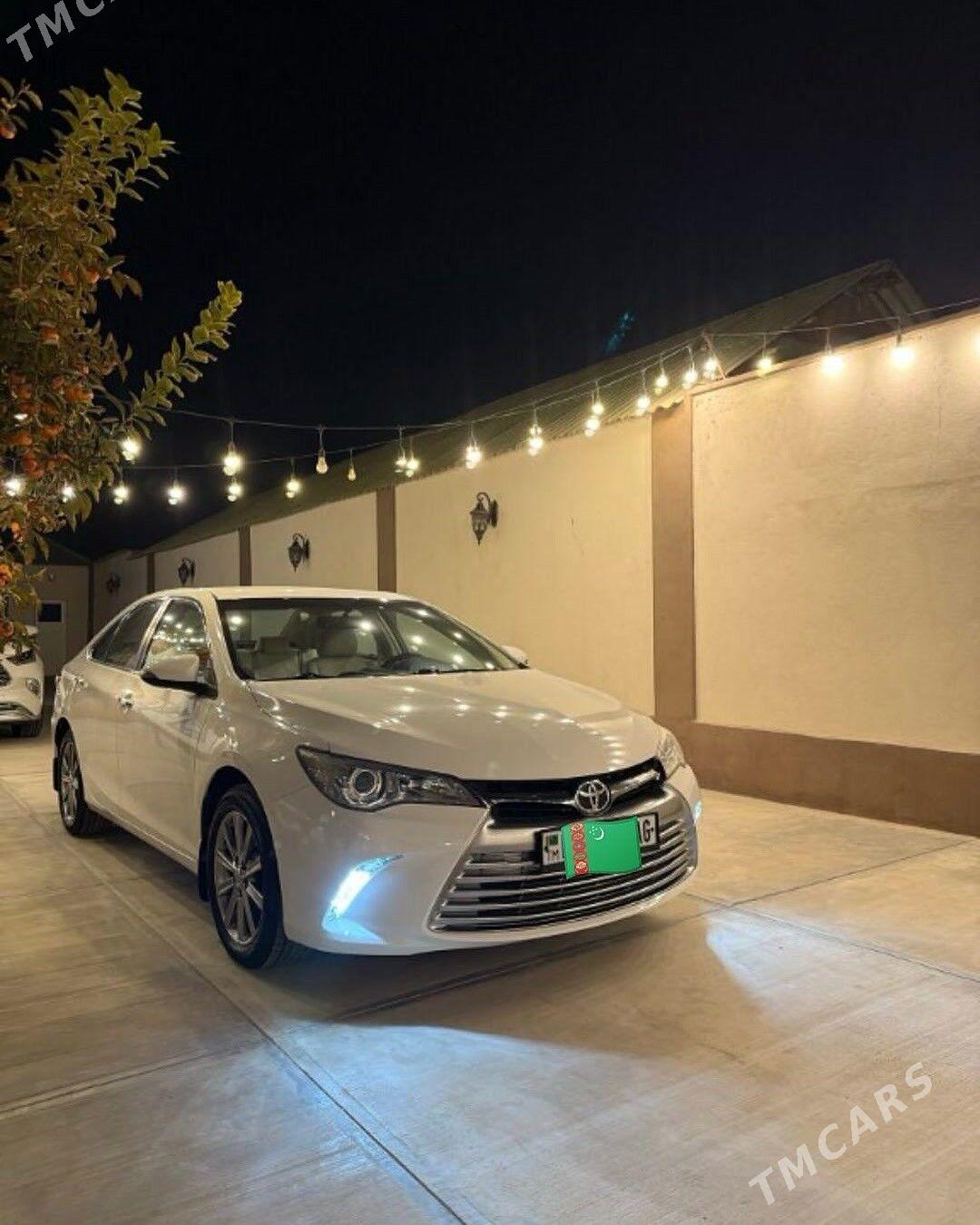 Toyota Camry 2017 - 320 000 TMT - Кëши - img 1