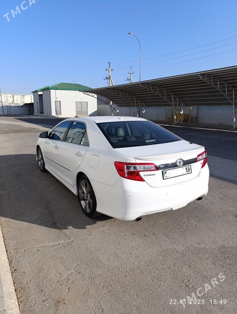 Toyota Camry 2012 - 275 000 TMT - Анев - img 3