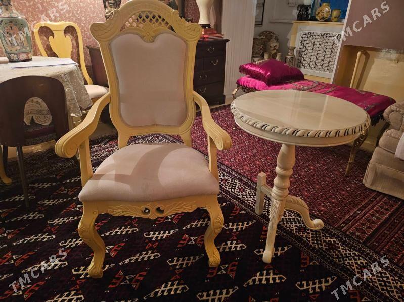 Кресло и круглый стол - Mary - img 3