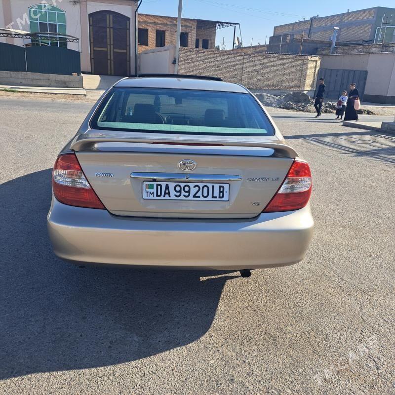 Toyota Camry 2003 - 225 000 TMT - Halaç - img 2