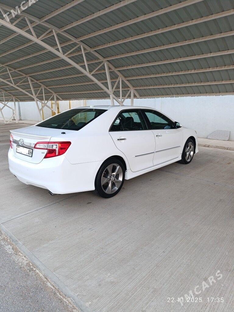 Toyota Camry 2012 - 275 000 TMT - Анев - img 4