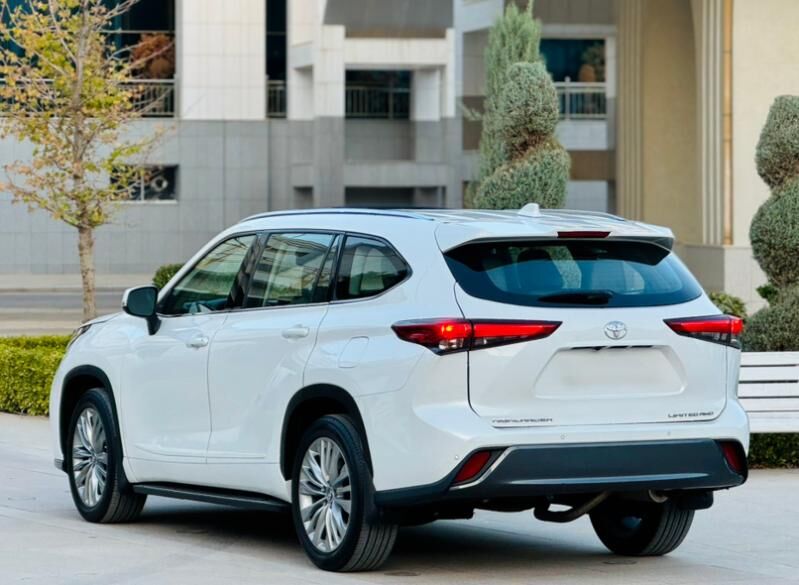 Toyota Highlander 2021 - 588 000 TMT - Ашхабад - img 9