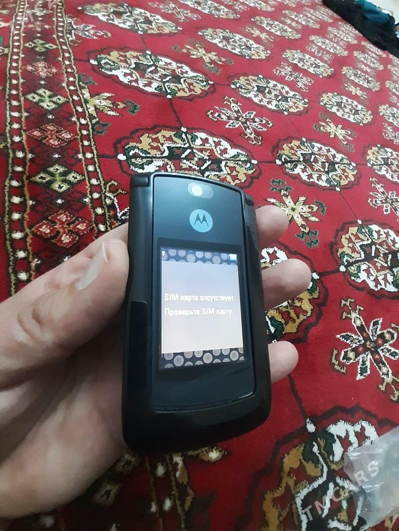 Motorola V8 - Aşgabat - img 2