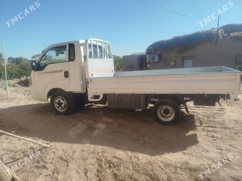 Kia Bongo 2021 - 260 000 TMT - Gurbansoltan Eje - img 2