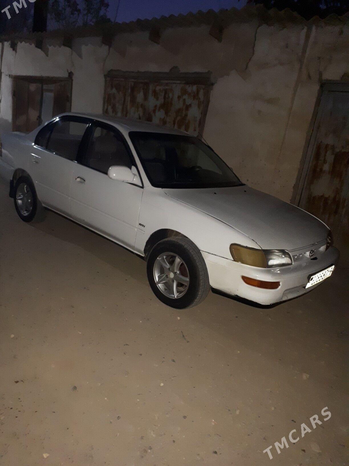 Toyota Corolla 1996 - 50 000 TMT - Ýolöten - img 3