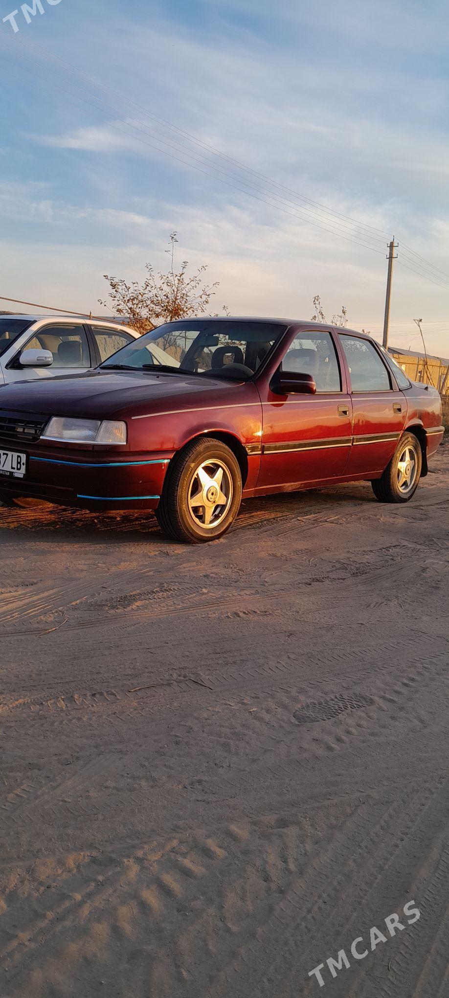 Opel Vectra 1993 - 40 000 TMT - Фарап - img 3