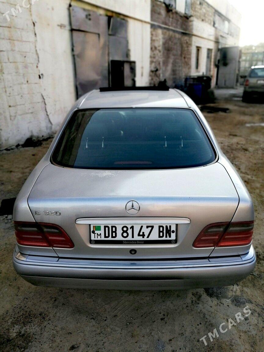 Mercedes-Benz E320 1997 - 84 000 TMT - Туркменбаши - img 5