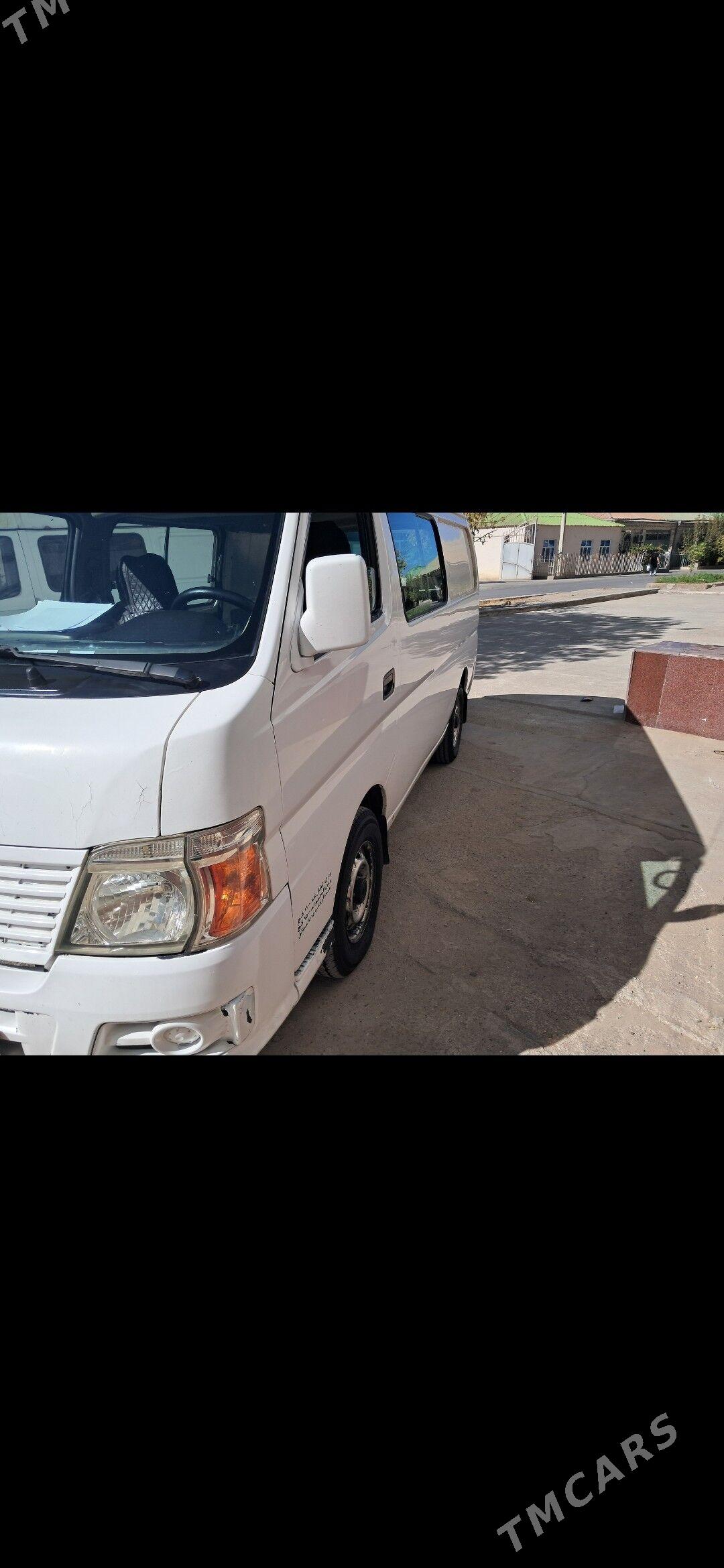 Nissan Urvan 2009 - 110 000 TMT - Гуртли - img 3