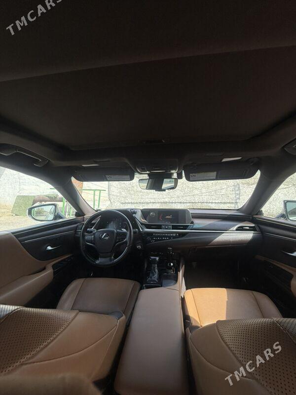 Lexus ES 350 2019 - 480 000 TMT - Теджен - img 10