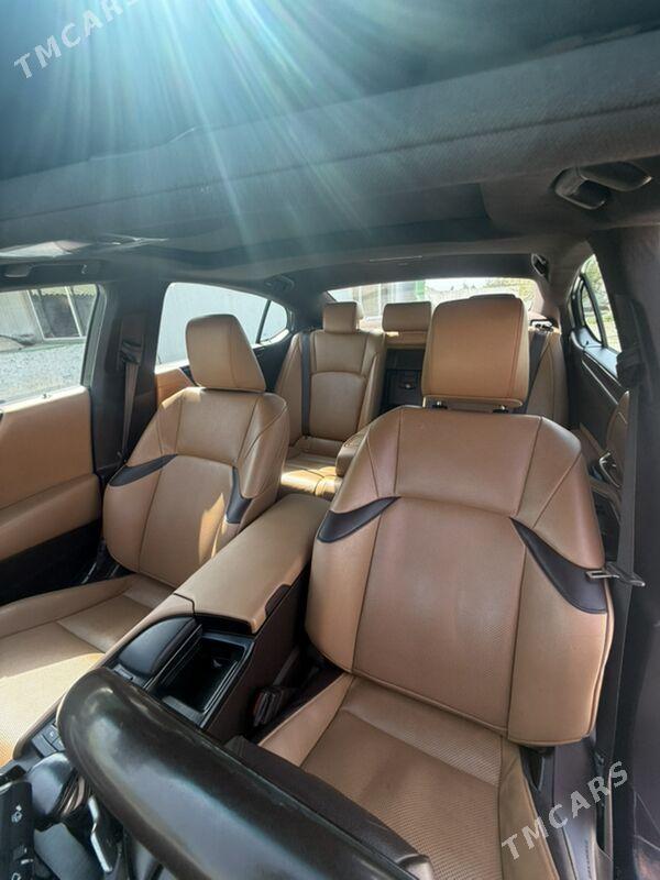 Lexus ES 350 2019 - 480 000 TMT - Теджен - img 5