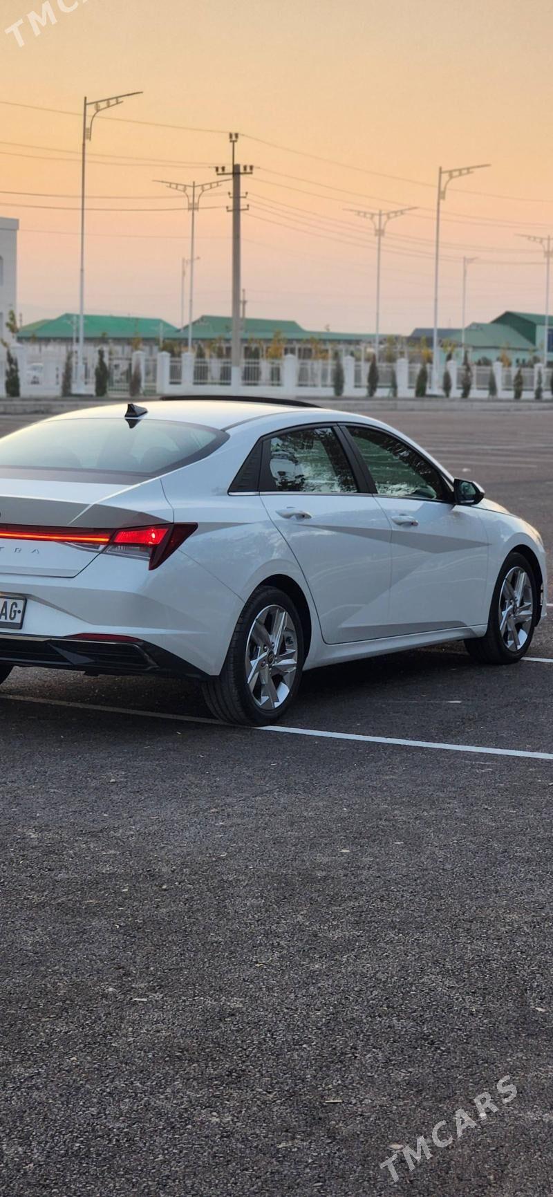 Hyundai Elantra 2021 - 260 000 TMT - Ашхабад - img 9