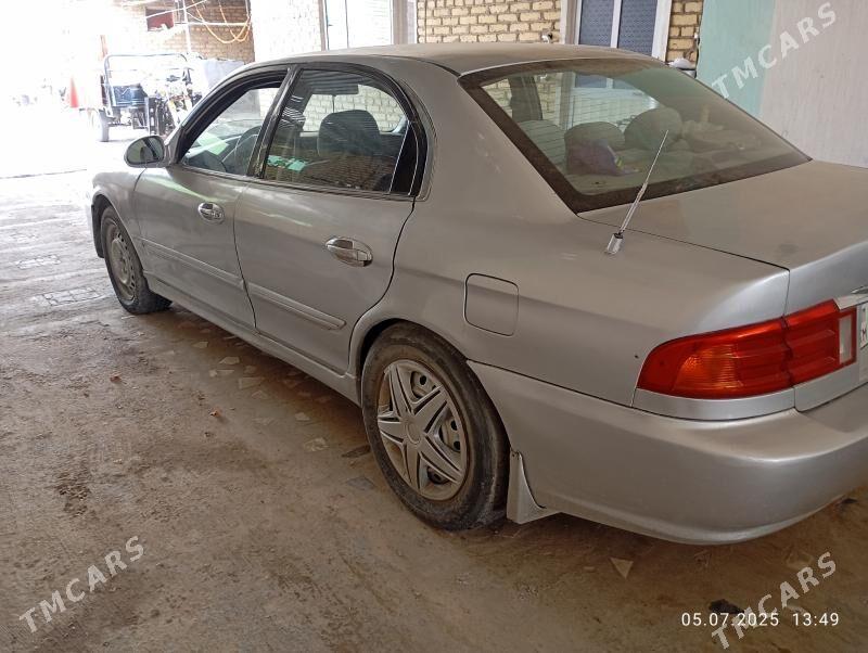 Kia Optima 2001 - 20 000 TMT - Garabekewül - img 4