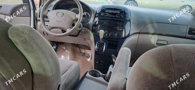 Toyota Sienna 2005 - 215 000 TMT - Ёлётен - img 7