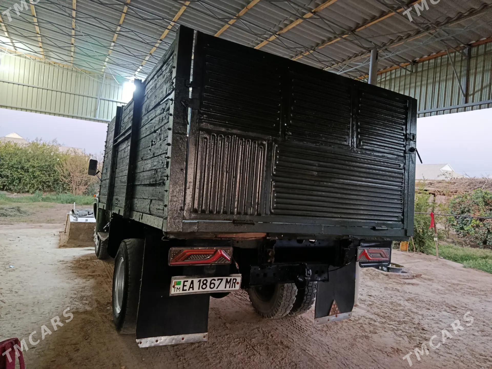 Zil 130 1980 - 45 000 TMT - Baýramaly - img 2