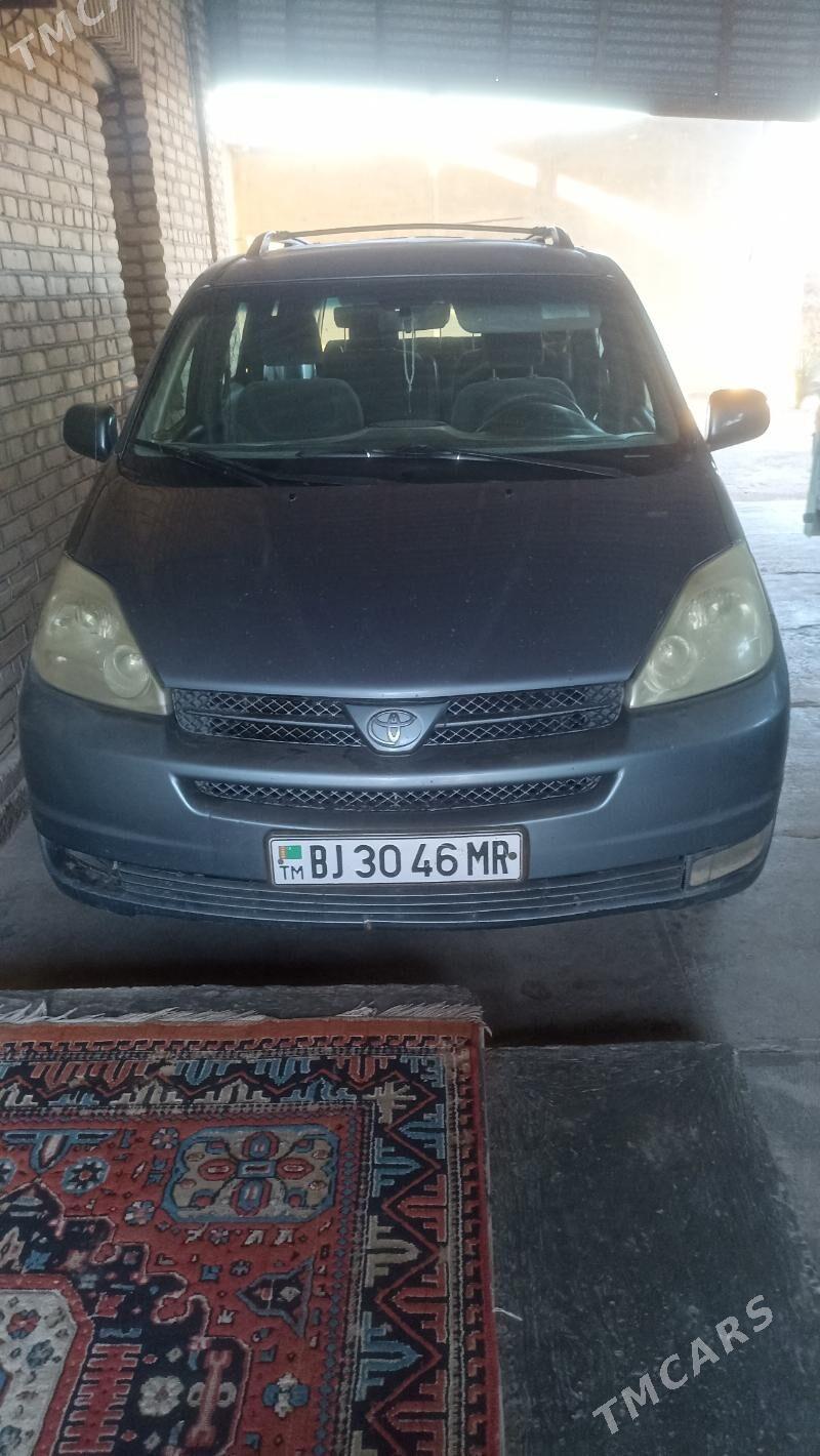 Toyota Sienna 2004 - 190 000 TMT - Туркменгала - img 8
