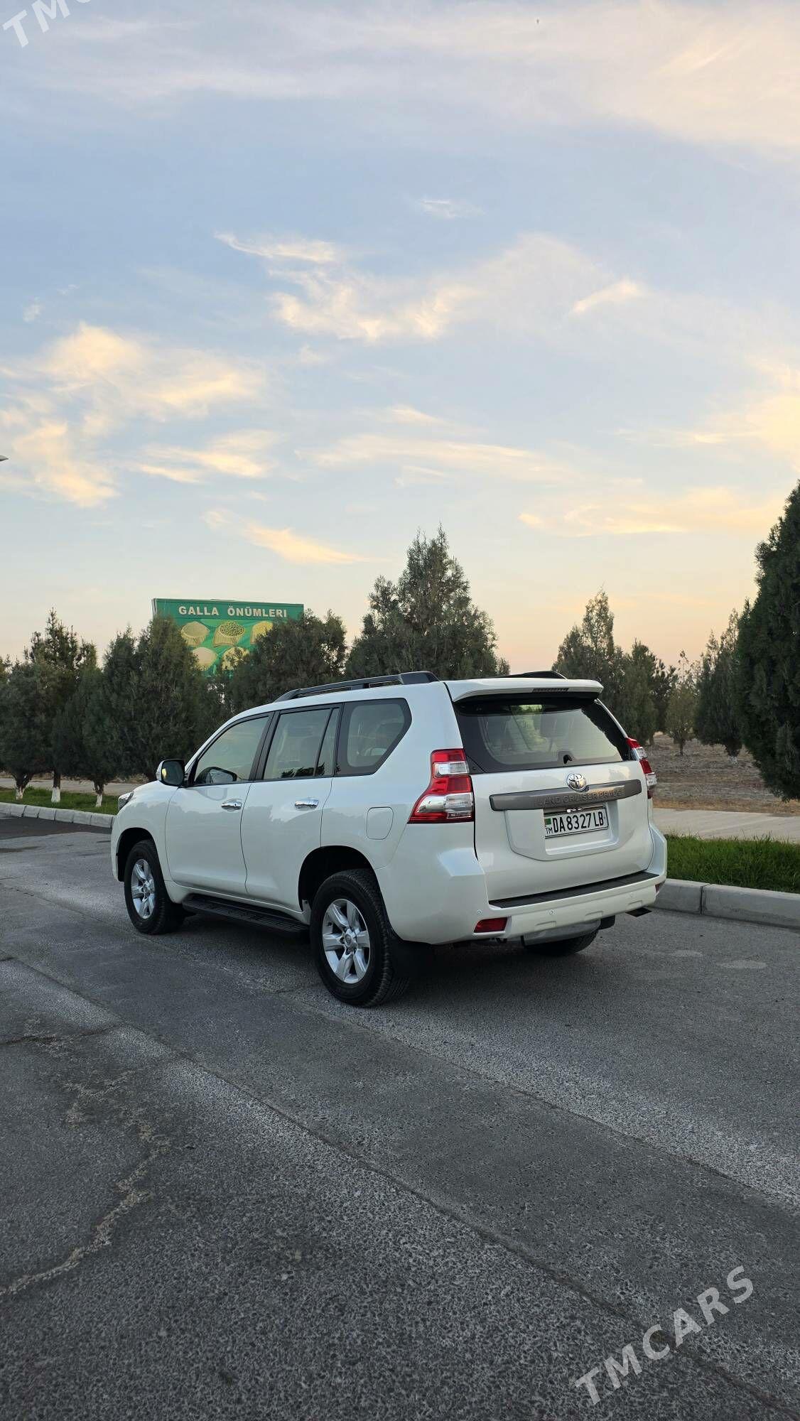 Toyota Land Cruiser Prado 2016 - 700 000 TMT - Фарап - img 4