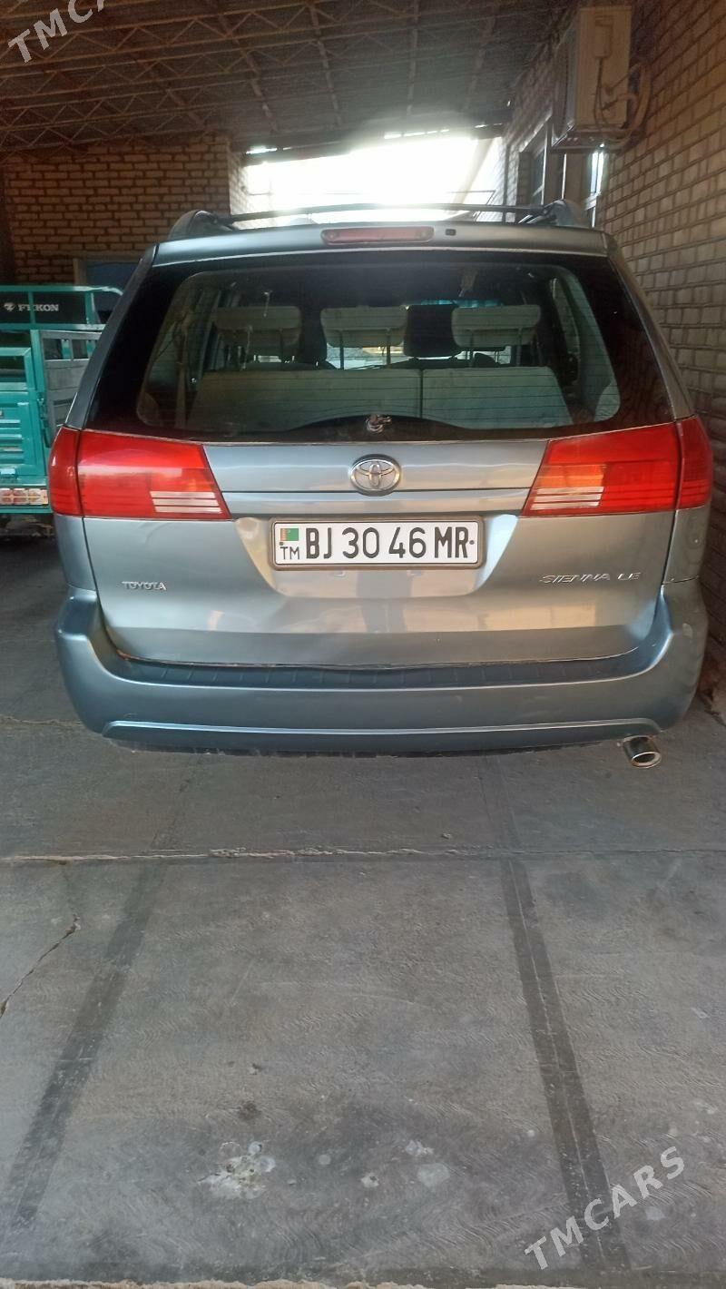 Toyota Sienna 2004 - 190 000 TMT - Туркменгала - img 6