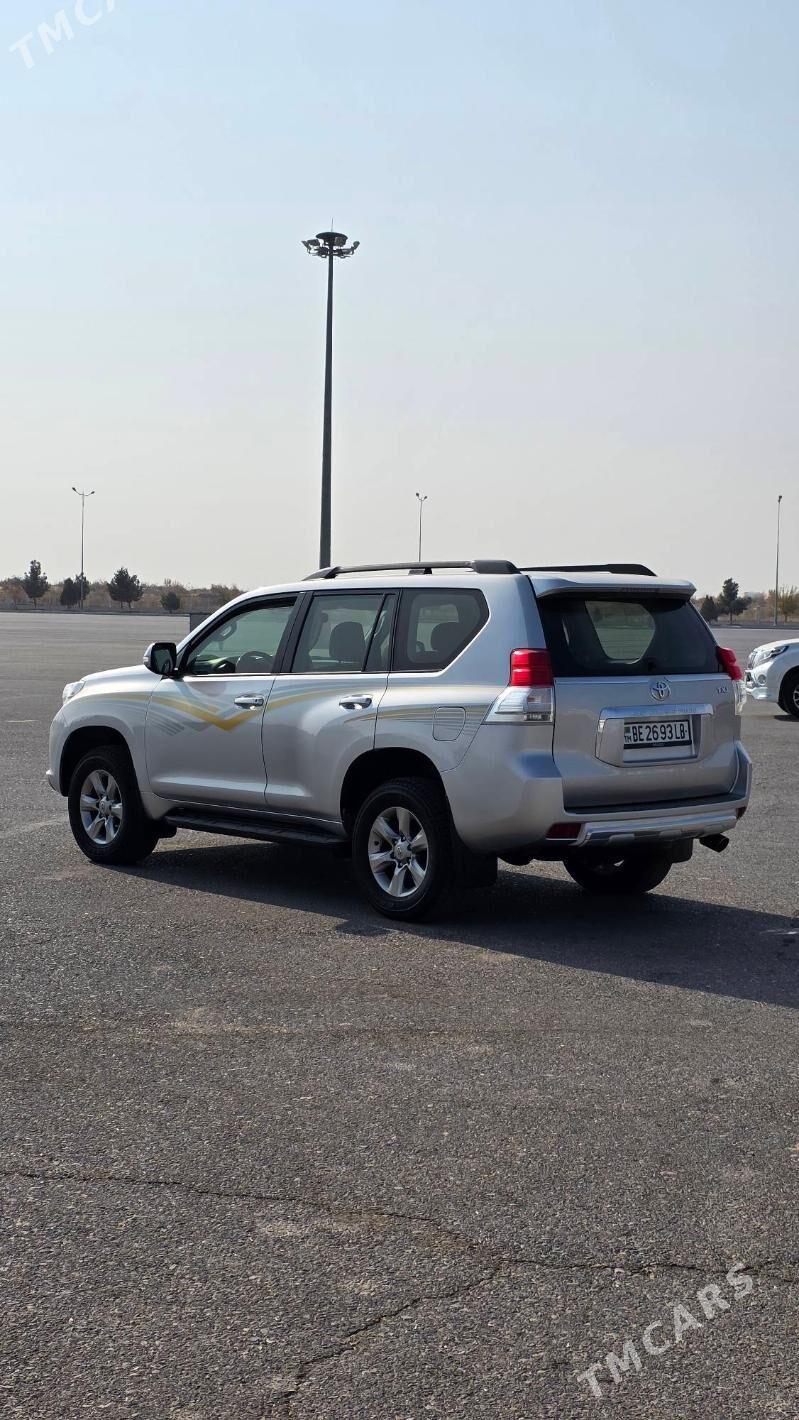 Toyota Land Cruiser Prado 2013 - 520 000 TMT - Фарап - img 3