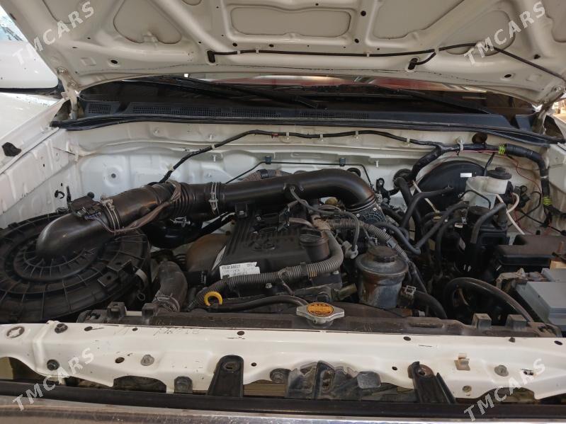 Toyota Hilux 2011 - 260 000 TMT - Туркменгала - img 7