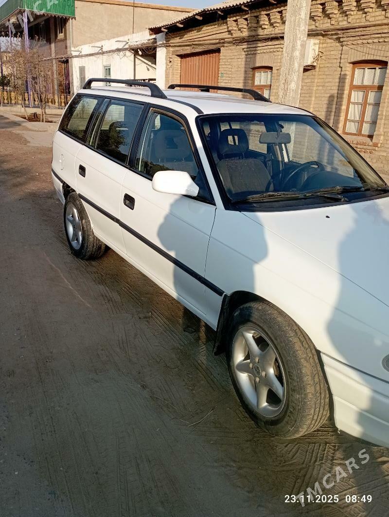 Opel Astra 1995 - 60 000 TMT - Türkmenabat - img 4