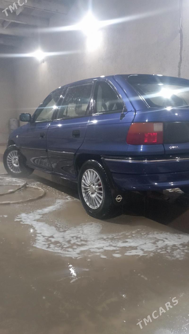 Opel Astra 1995 - 45 000 TMT - Кёнеургенч - img 3