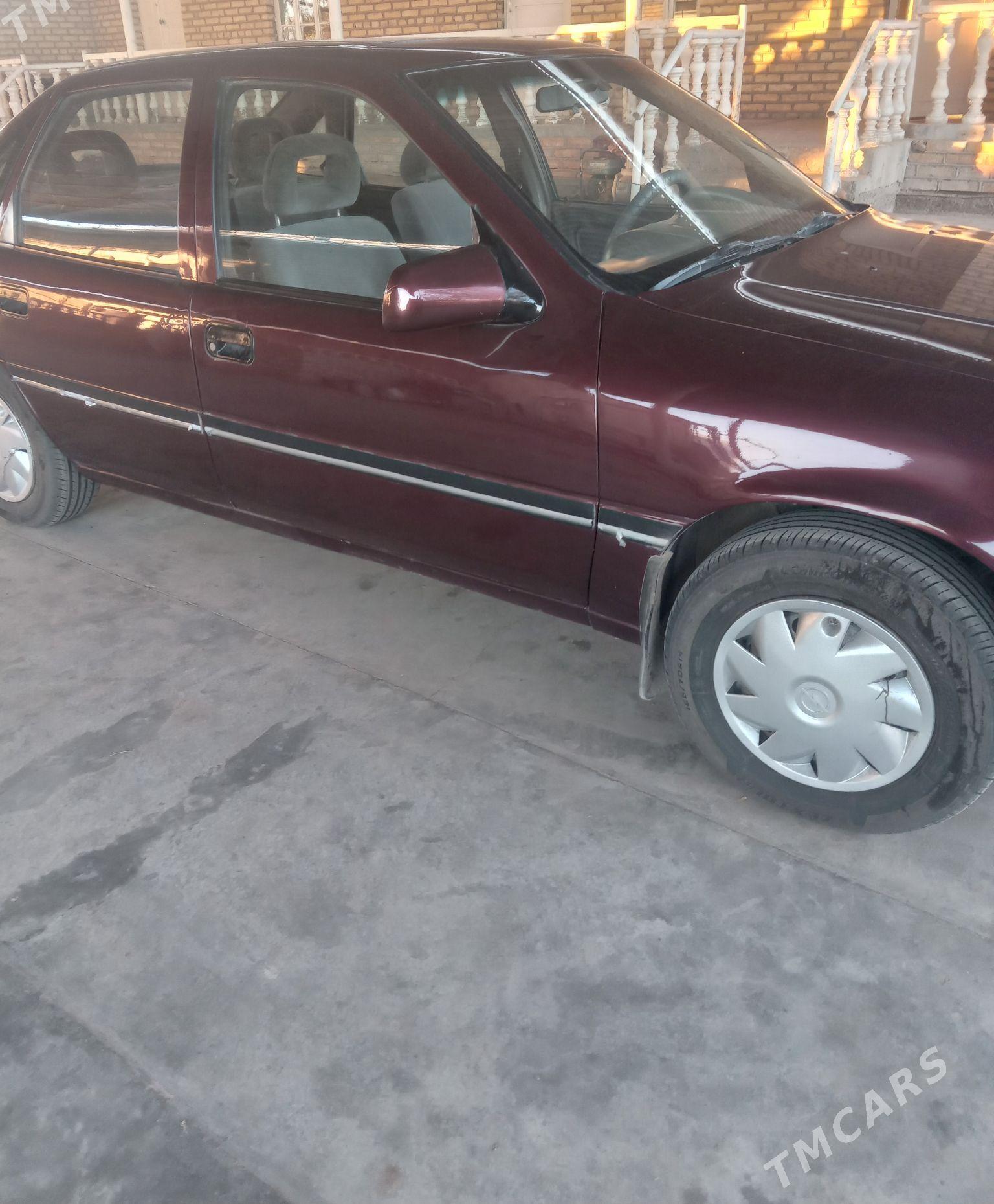 Opel Vectra 1989 - 29 000 TMT - Mary - img 4