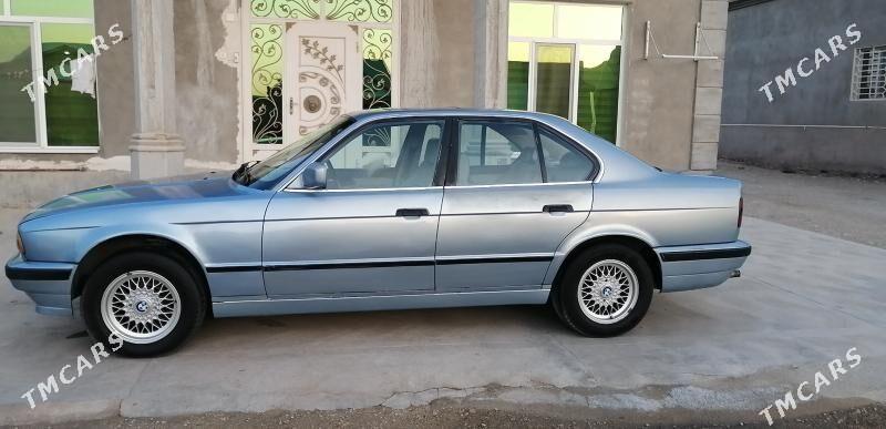 BMW 525 1991 - 53 000 TMT - Балканабат - img 1