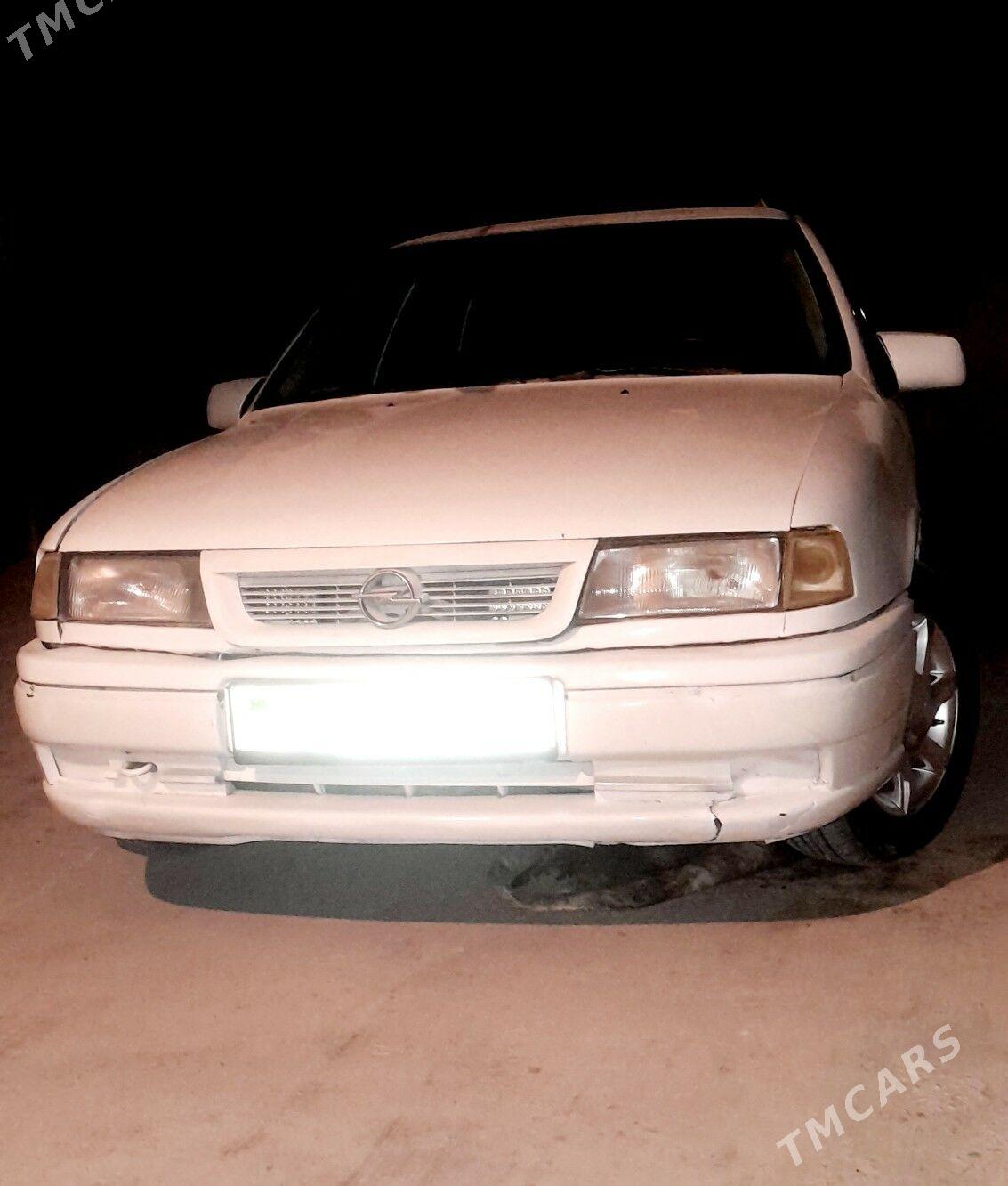 Opel Vectra 1991 - 33 000 TMT - Бабадайхан - img 2