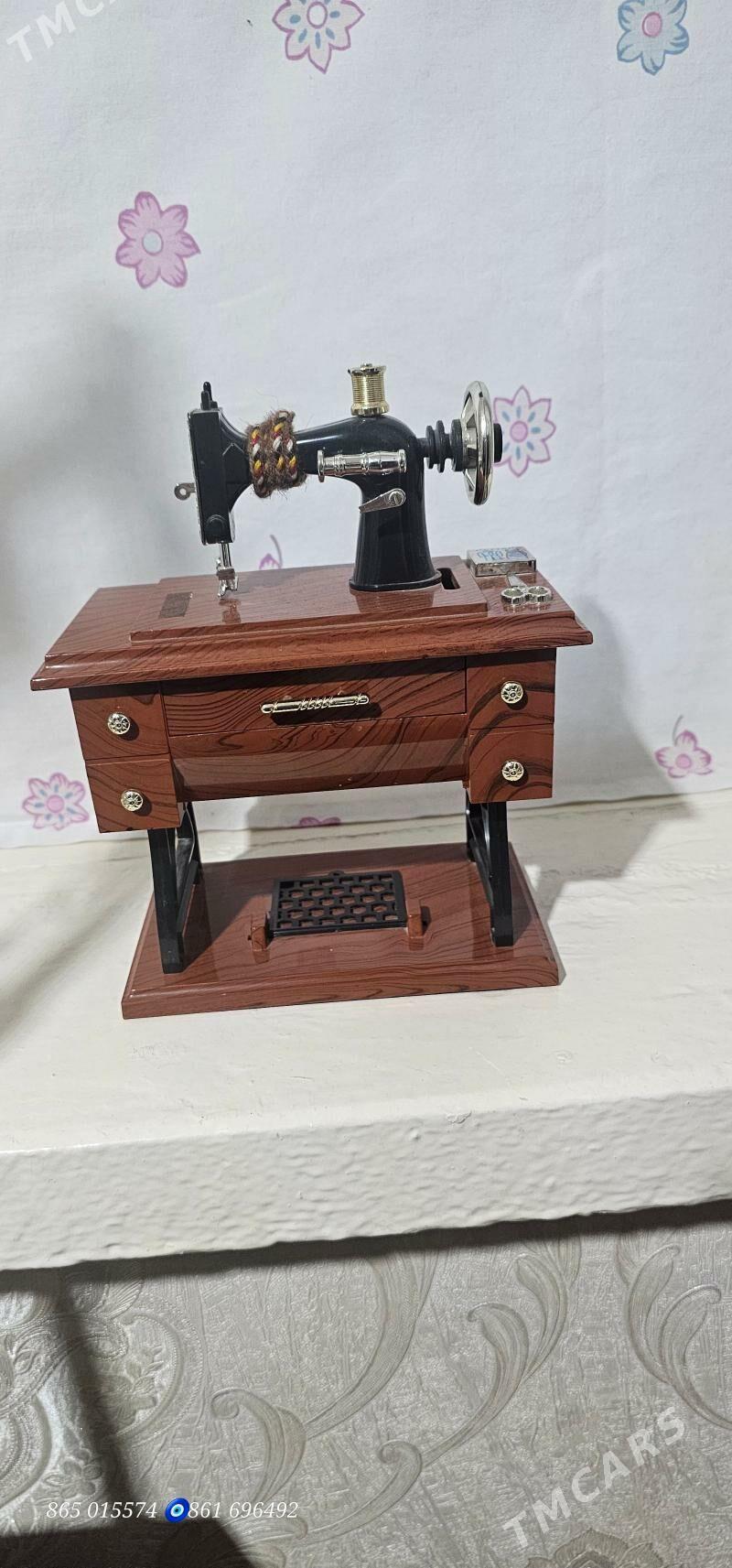 suwinir  dikin maşyn - Hitrowka - img 3