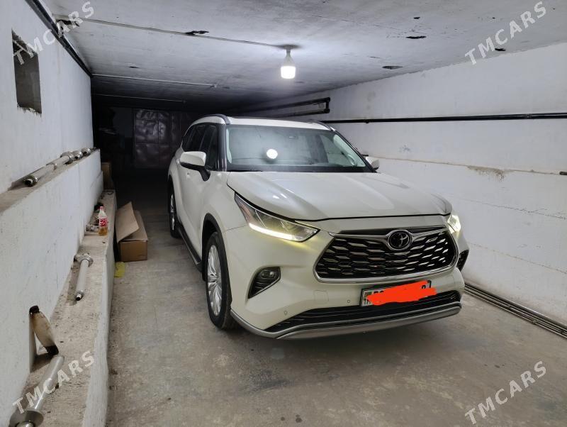 Toyota Highlander 2021 - 700 000 TMT - Туркменабат - img 2