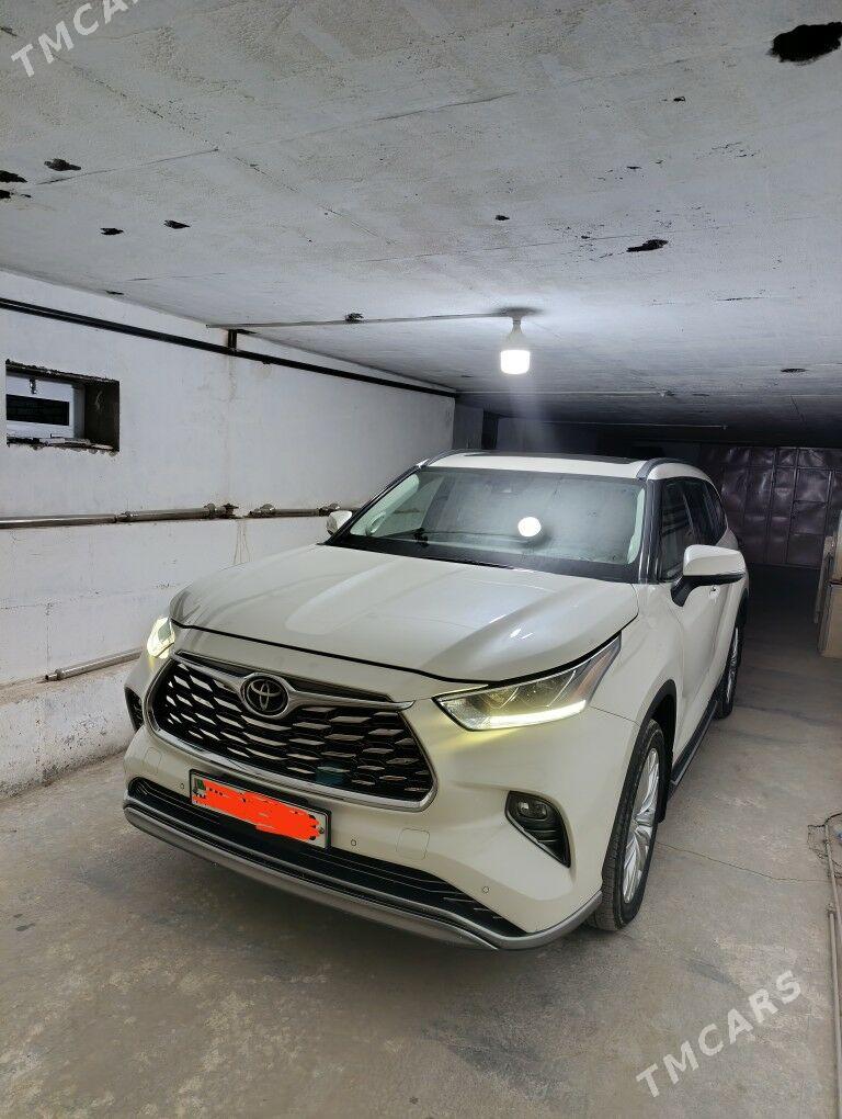 Toyota Highlander 2021 - 700 000 TMT - Туркменабат - img 1