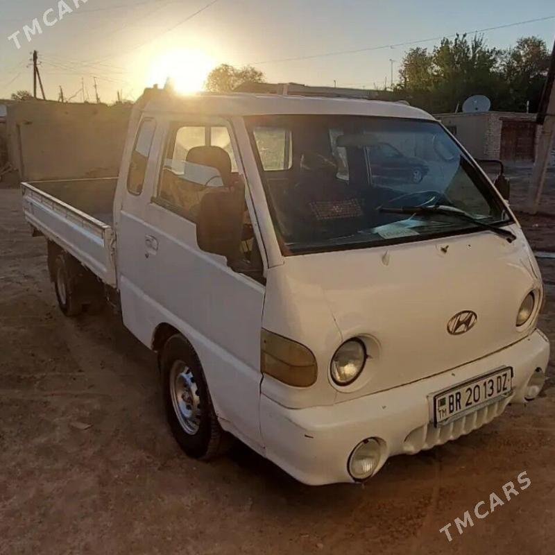 Kia Bongo 2002 - 110 000 TMT - Gurbansoltan Eje - img 2