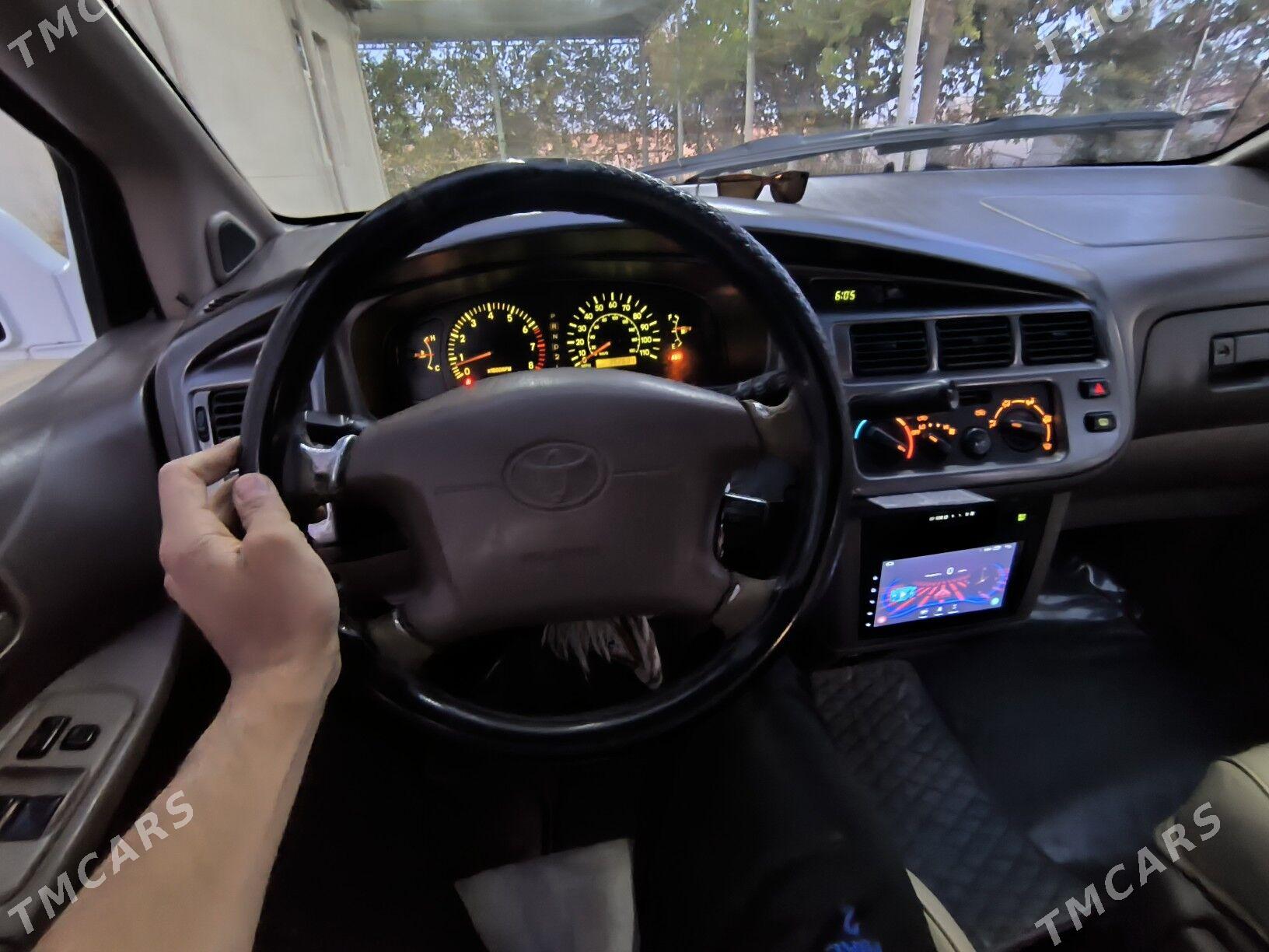 Toyota Sienna 1999 - 160 000 TMT - Бабадайхан - img 5