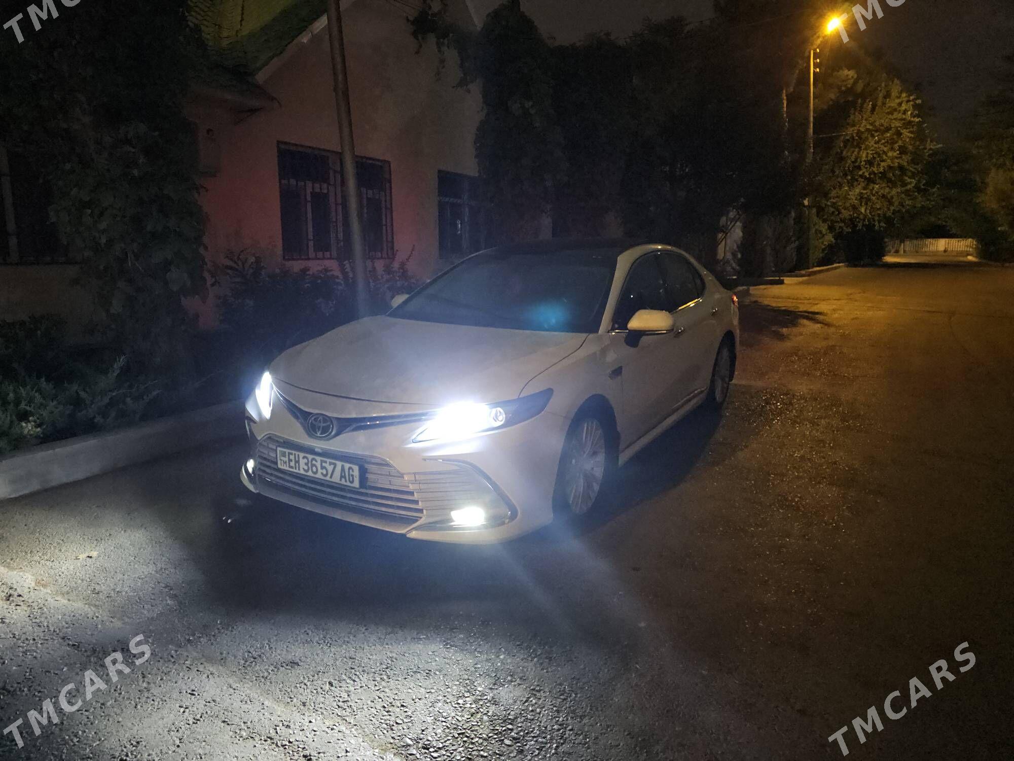 Toyota Camry 2018 - 340 000 TMT - Aşgabat - img 4