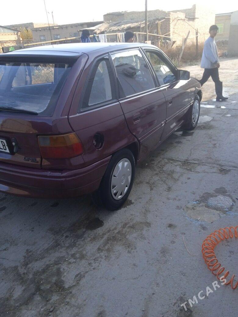 Opel Astra 1992 - 25 000 TMT - Туркменабат - img 5