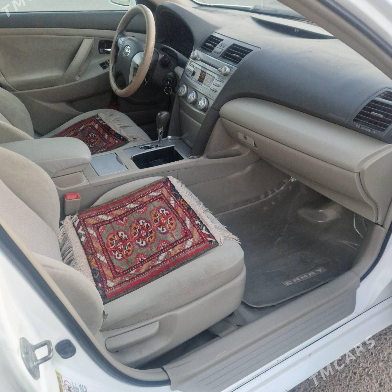 Toyota Camry 2010 - 187 000 TMT - Tejen - img 10