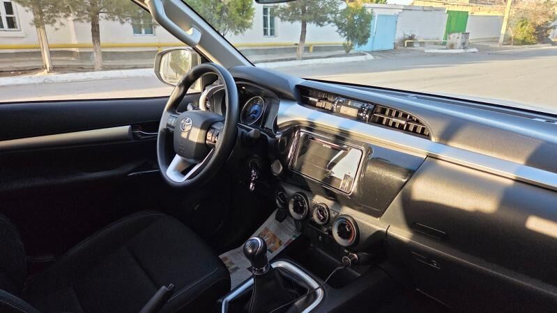 Toyota Hilux 2020 - 495 000 TMT - Ашхабад - img 5