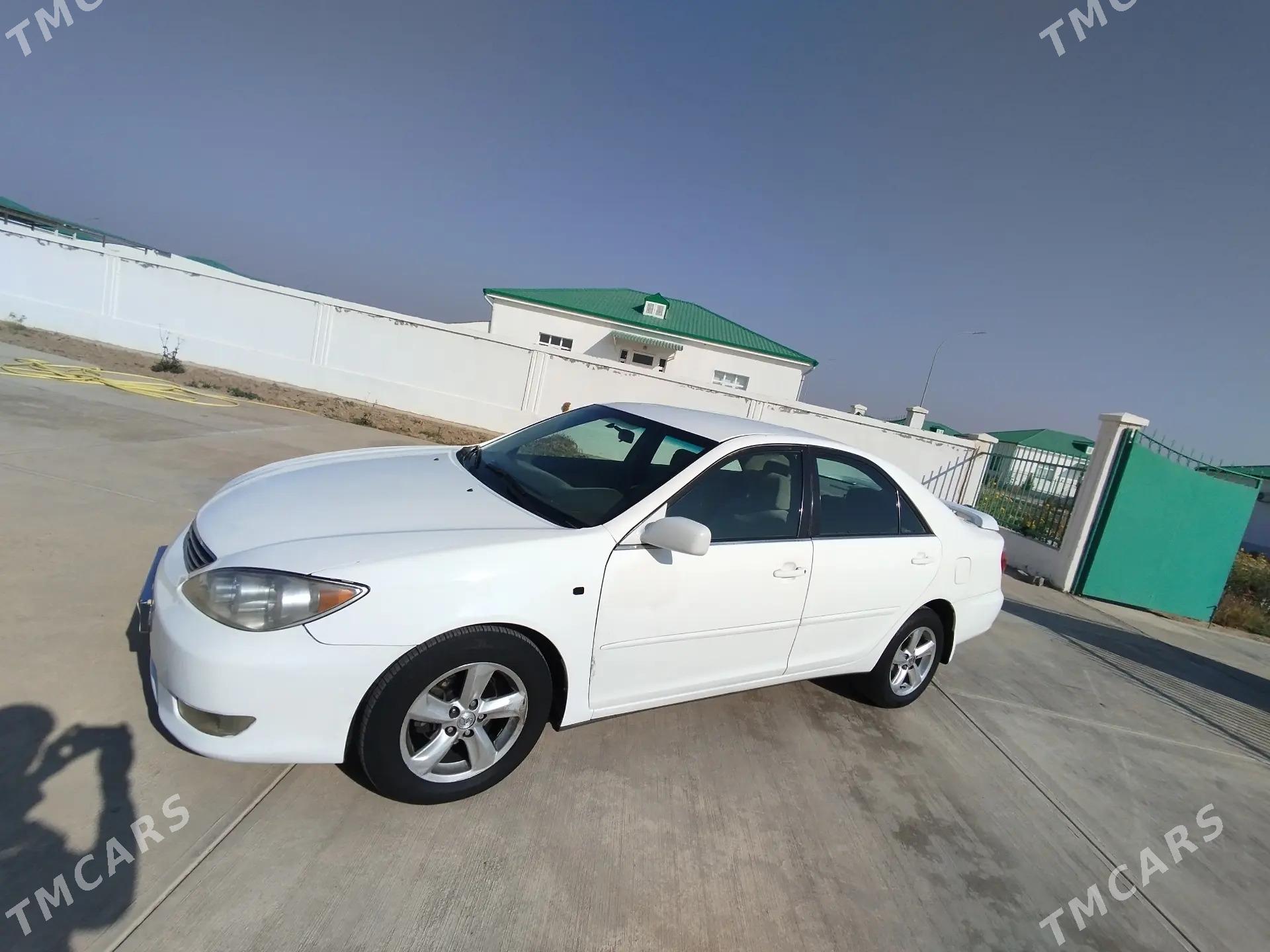 Toyota Camry 2004 - 145 000 TMT - Мары - img 8