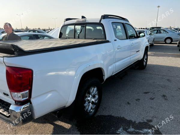 Toyota Tacoma 2022 - 500 000 TMT - Туркменабат - img 3