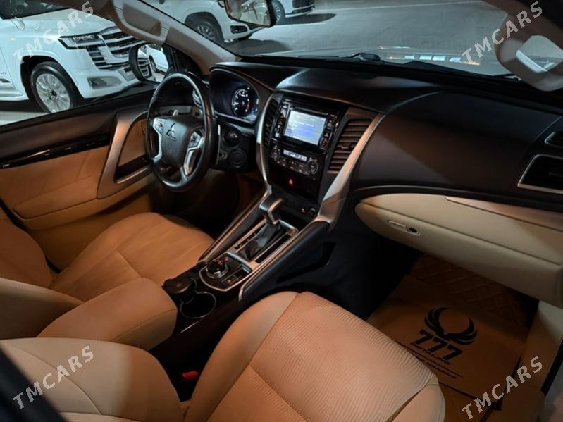 Mitsubishi Montero Sport 2019 - 375 000 TMT - Ашхабад - img 8